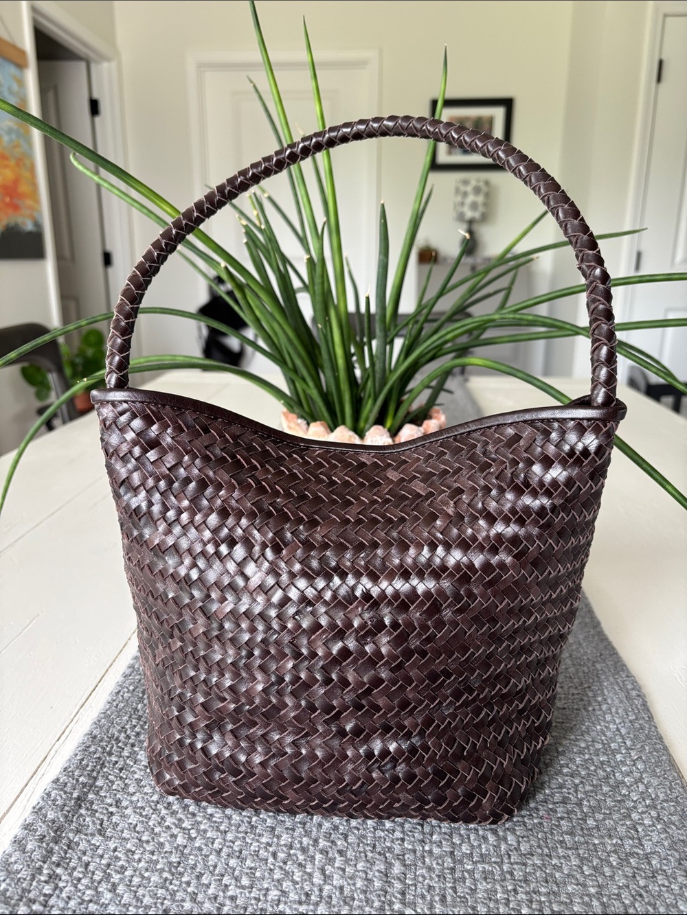 Madewell Signature Woven Shoulder Bag in Coffee Bean - Picture 2 of 7